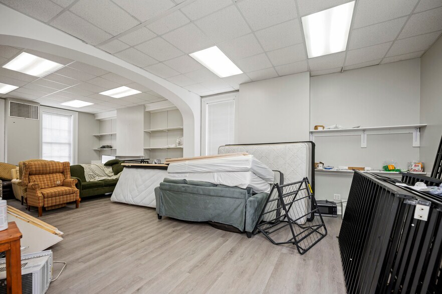 More Photos Of 217-221 S Main St, Cynthiana Apartments For Sale