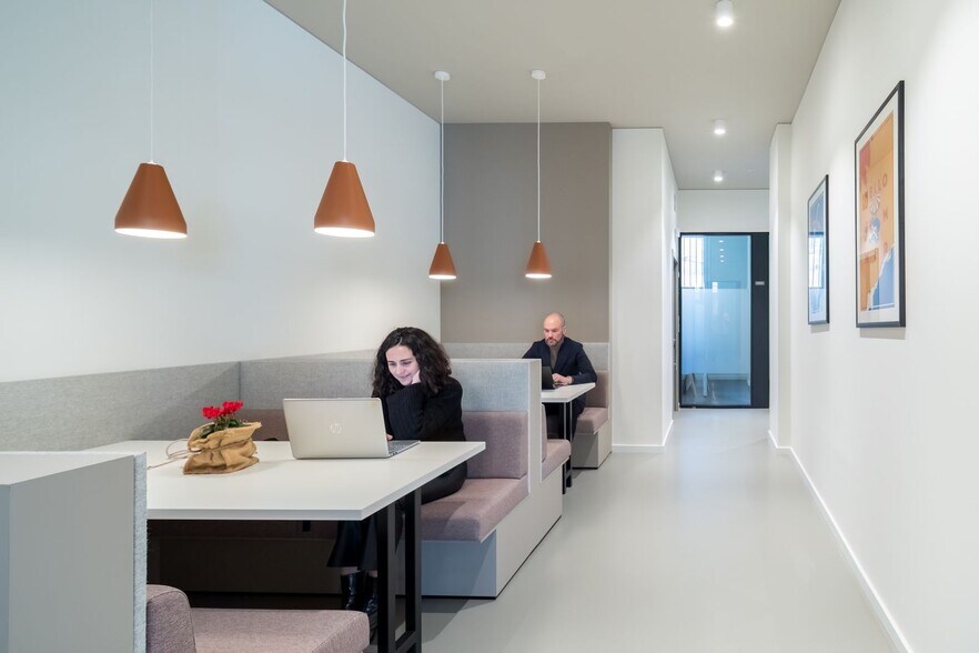 More Photos Of 3501 N Ocean Dr, Hollywood Coworking Space