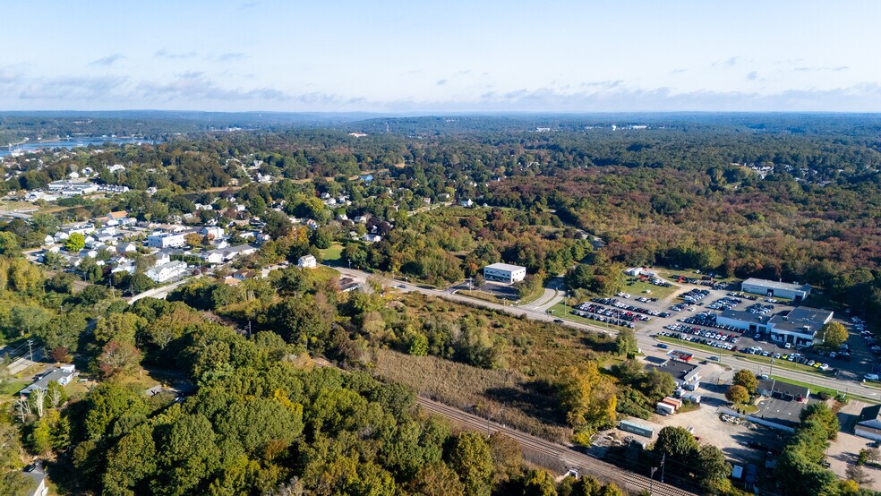 More Photos Of 16-20 Stonington Rd, Stonington Land For Sale