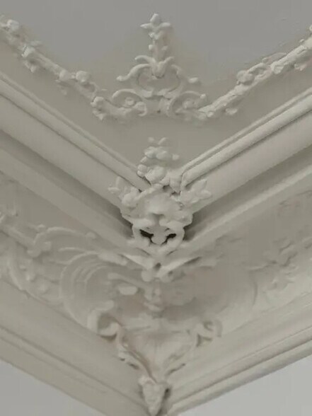 More Photos Of 85 Rue Taitbout, Paris Office For Sale