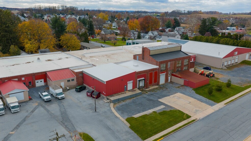Primary Photo Of 30 N 3rd St, Womelsdorf Industrial For Sale