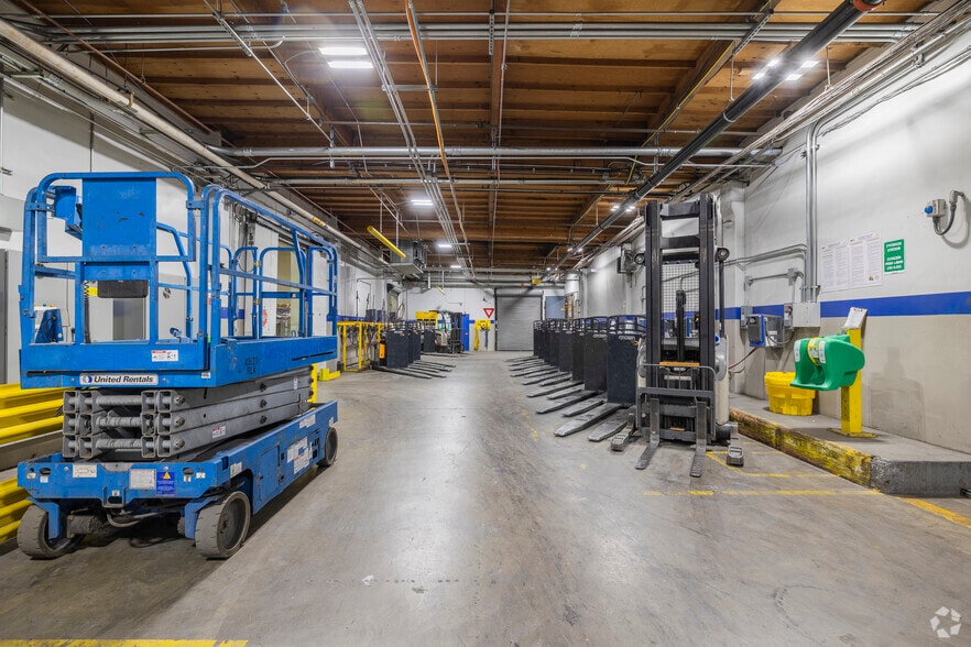 More Photos Of 33400 Dowe Ave, Union City Refrigeration Cold Storage For Lease