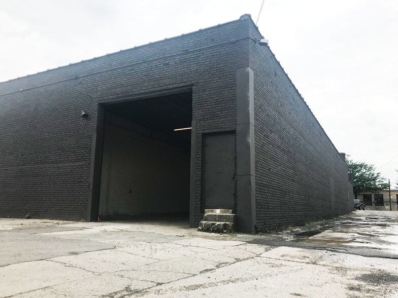 More Photos Of 180 Morgan Ave, Brooklyn Warehouse For Lease