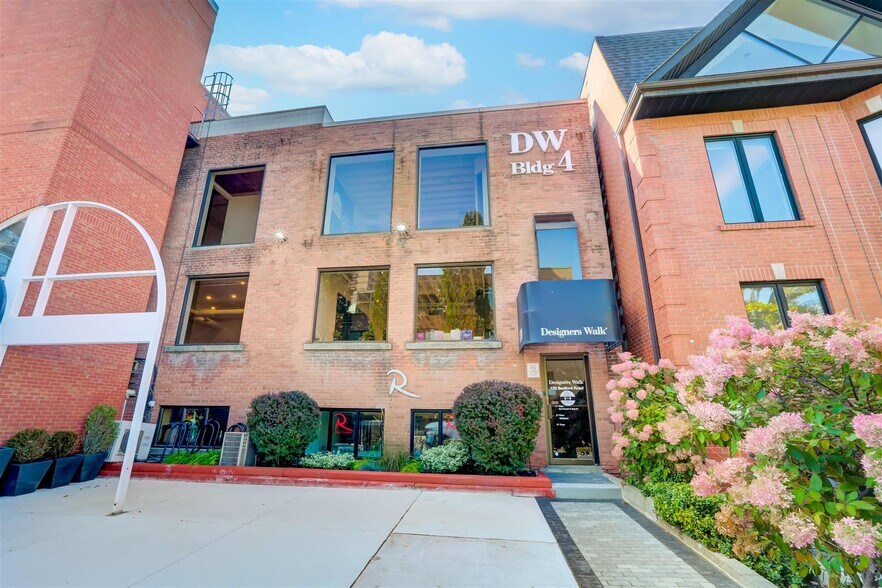 Primary Photo Of 170 Bedford Rd, Toronto Office For Lease