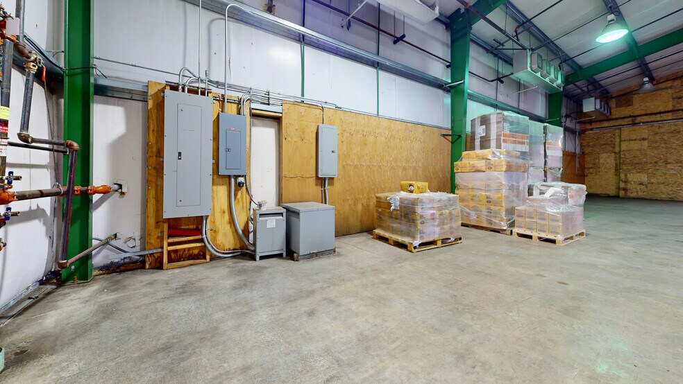 More Photos Of 545 Ronlee Ln NW, Olympia Industrial For Sale