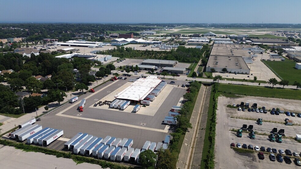 Primary Photo Of 4939 S Sixth St, Milwaukee Truck Terminal For Lease