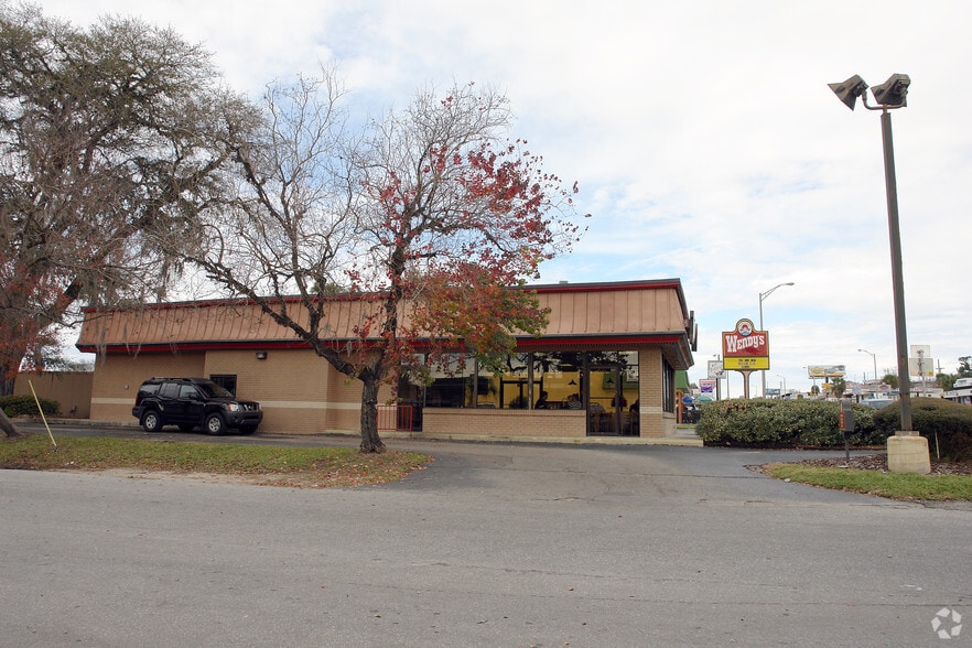 More Photos Of 1536 S Pine Ave, Ocala Fast Food For Lease