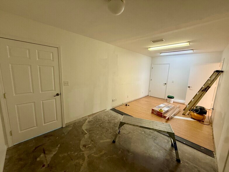 More Photos Of 1438 E Oak St, Fernandina Beach Service For Lease