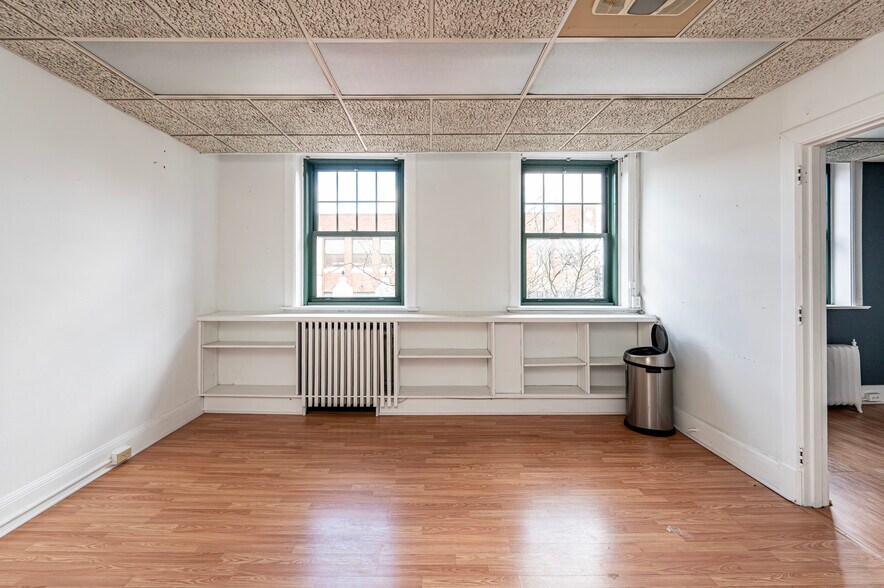 More Photos Of 102 N Main St, Greensburg Storefront Retail Residential For Sale