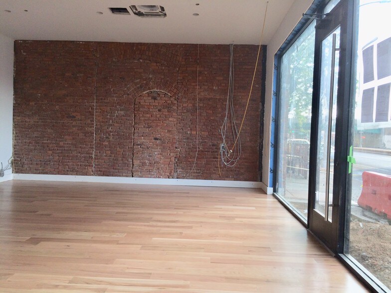 More Photos Of 561 4th Ave, Brooklyn Storefront Retail Residential For Lease