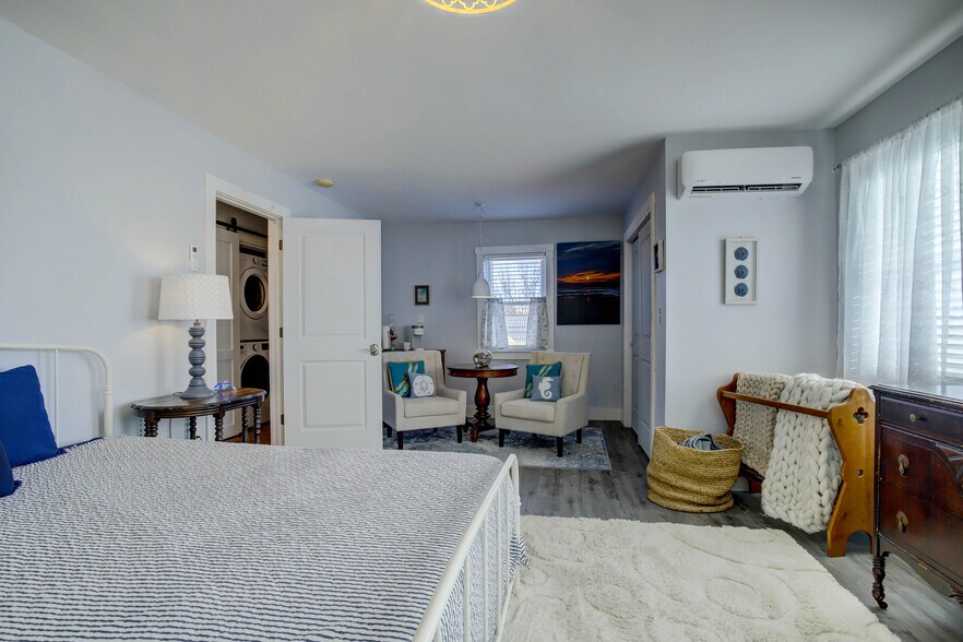 More Photos Of 3691 Main St, Chincoteague Marina For Sale