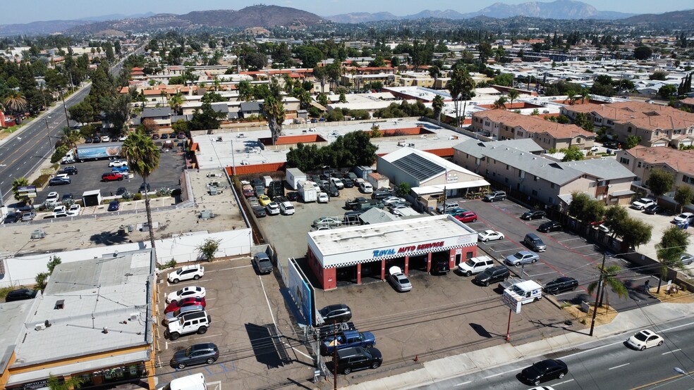 Primary Photo Of 930 E Washington Ave, El Cajon Auto Repair For Lease