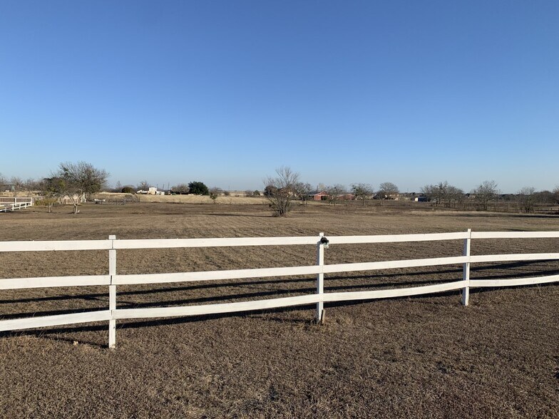 More Photos Of 21201 Martin Ln, Pflugerville Land For Lease