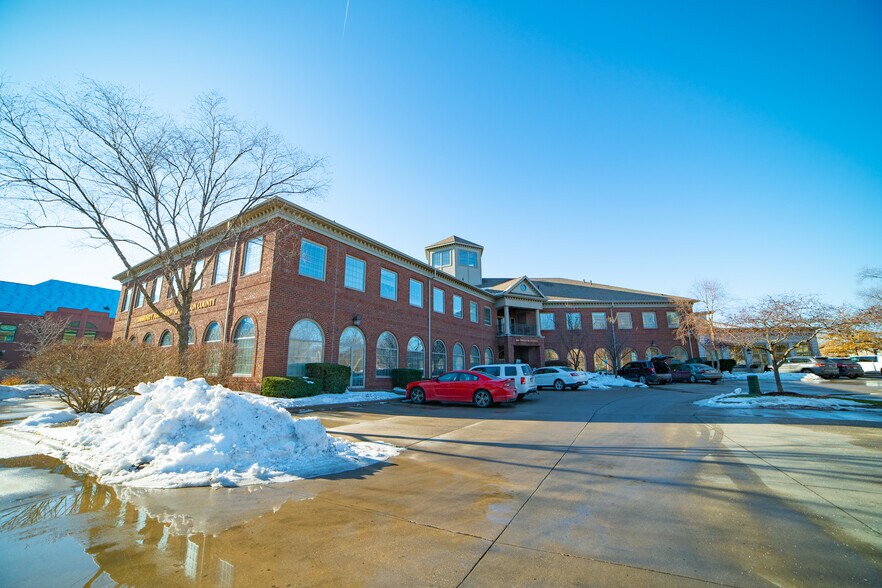 More Photos Of 501 12th Ave, Coralville Office For Lease