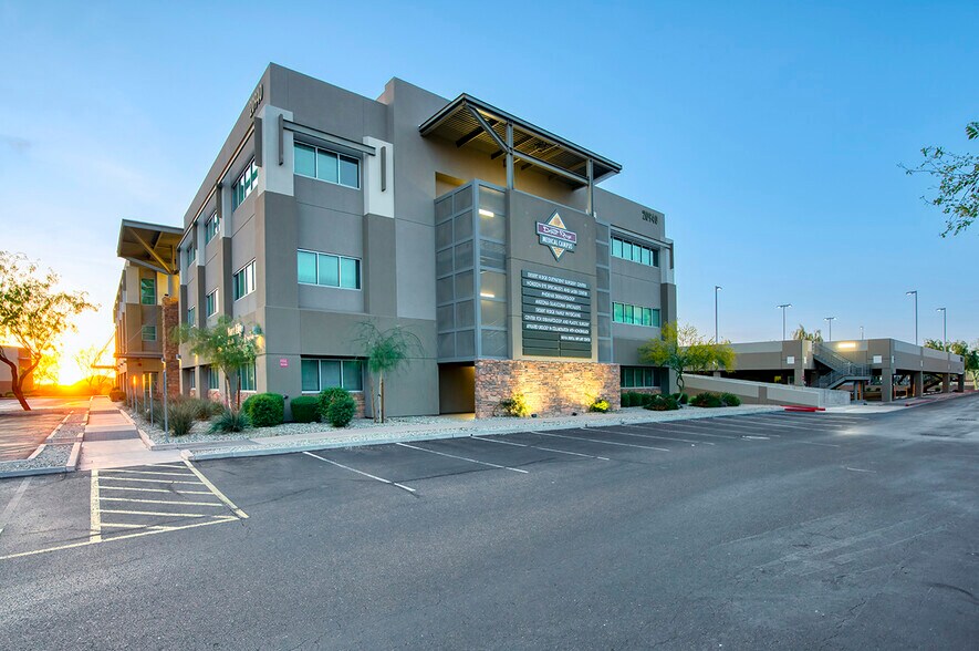 More Photos Of 20940 N Tatum Blvd, Phoenix Unknown For Lease