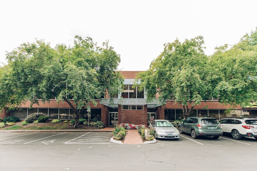 More Photos Of 1925 NW 169th Pl, Beaverton Office For Lease