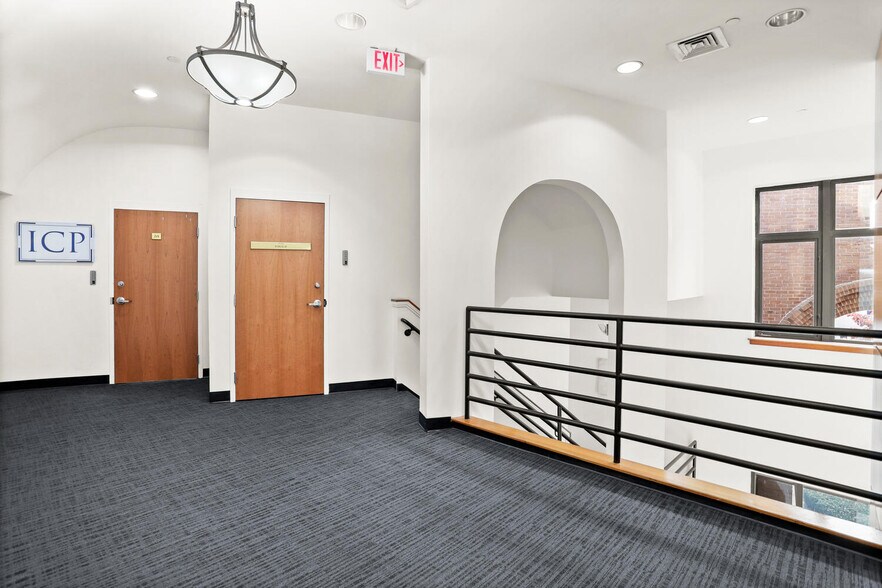 More Photos Of 1077 Bridgeport Ave, Shelton Unknown For Lease