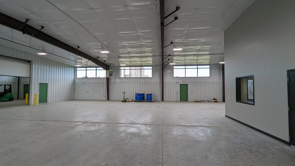 More Photos Of 605 Greenway Ct, Reedsburg Industrial For Sale