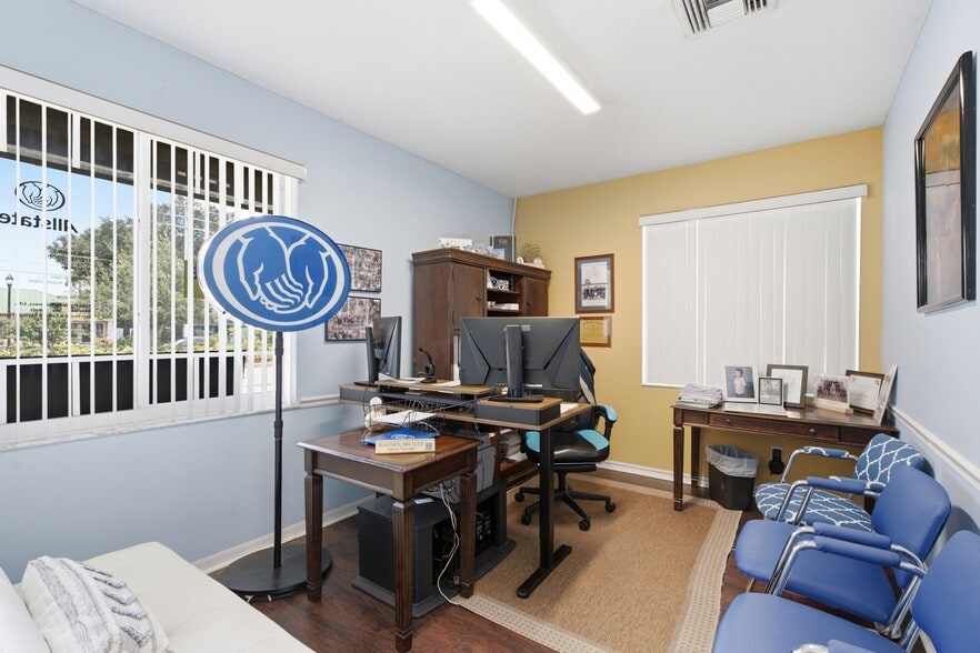 More Photos Of 756-762 SE Port St Lucie Blvd, Port Saint Lucie Office For Lease