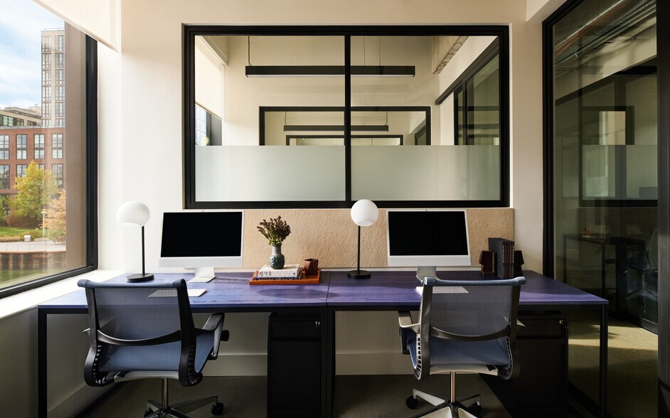 More Photos Of 420 Carroll St, Brooklyn Coworking Space