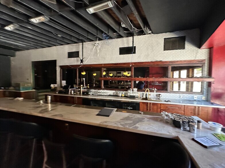 More Photos Of 2538-2540 Hyperion Ave, Los Angeles Restaurant For Lease