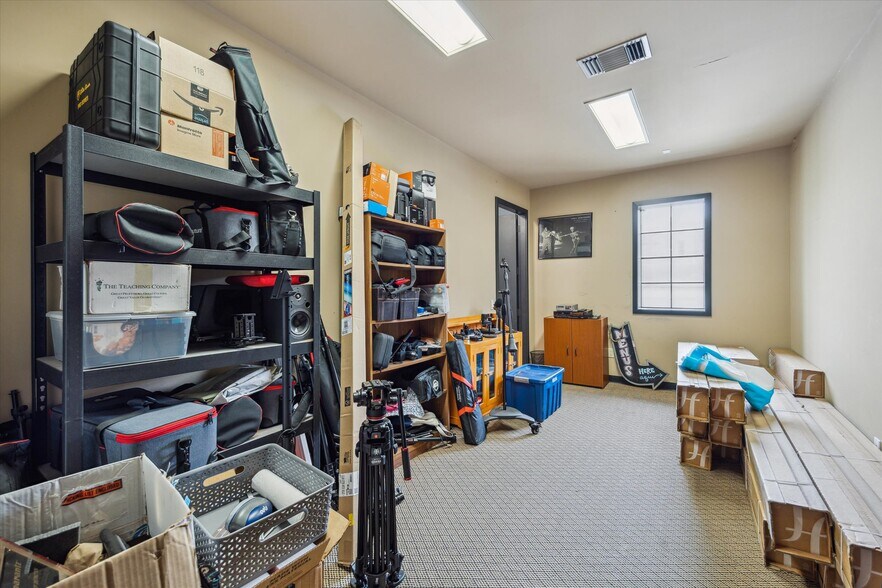 More Photos Of 5913 Washington Ave, Houston Office Residential For Sale