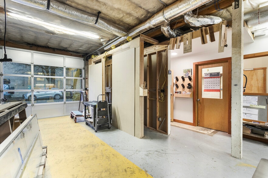 More Photos Of 1020 SE Harrison St, Portland Loft Creative Space For Sale
