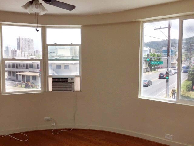 More Photos Of 841-847 McCully St, Honolulu Freestanding For Lease