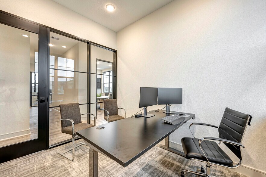 More Photos Of 10242 Greenhouse Rd, Cypress Office For Lease