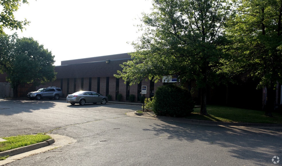 More Photos Of 5751 General Washington Dr, Alexandria Warehouse For Sale