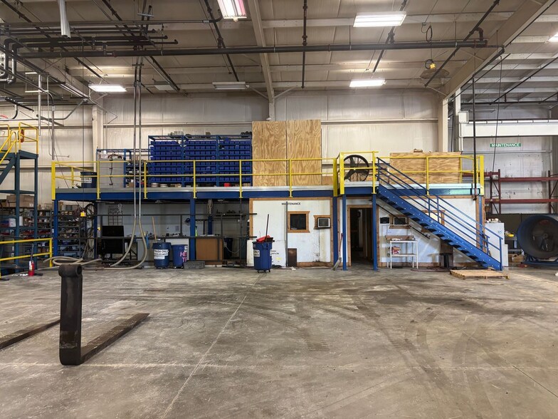More Photos Of 25 Concept Dr, Coldwater Manufacturing For Sale