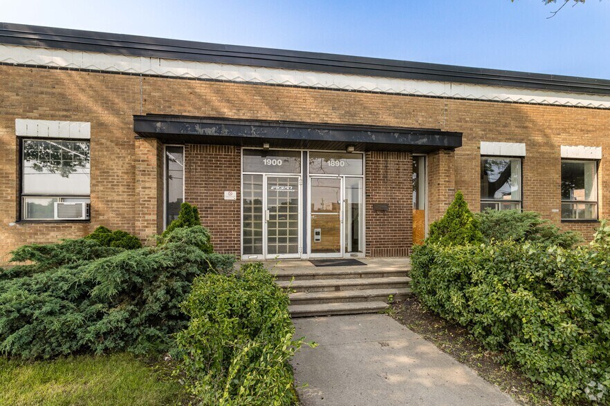 More Photos Of 1890-1900 Rue Norman, Montréal Industrial For Sale