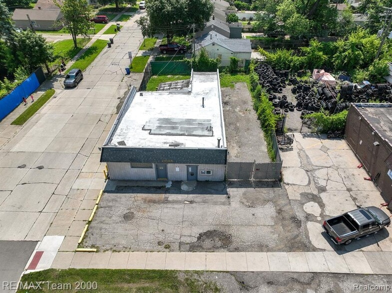 More Photos Of 26105 Van Born Rd, Taylor Auto Repair For Sale