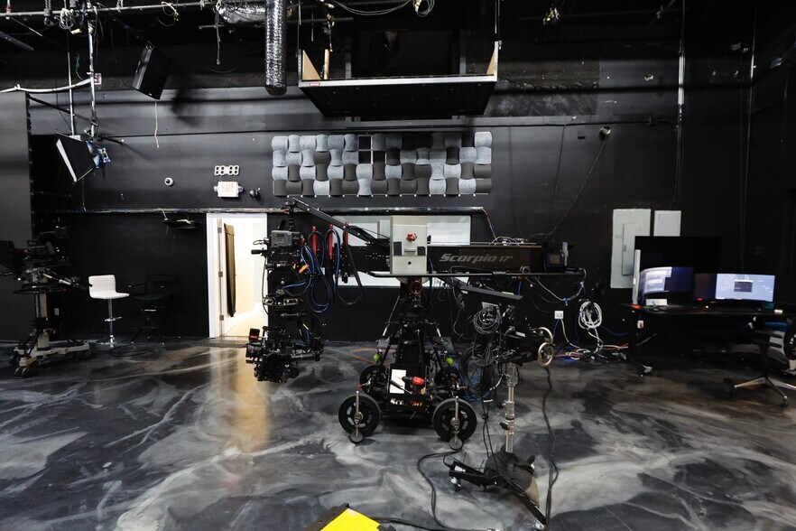 More Photos Of 3860 N Powerline Rd, Pompano Beach Warehouse For Sale