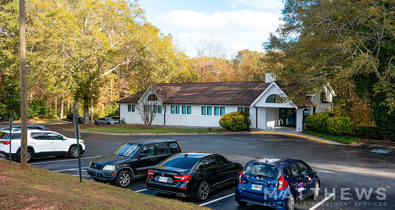 Primary Photo Of 51 Hospital Rd, Newnan Healthcare For Sale