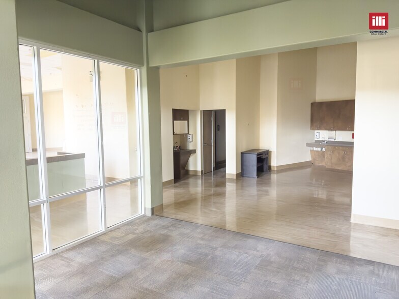 More Photos Of 18760 Flying Tiger Dr, Canyon Country Unknown For Lease