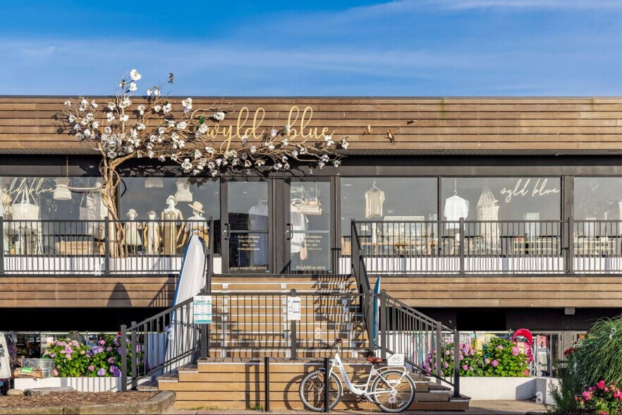 More Photos Of 716 Montauk Hwy, Montauk Restaurant For Lease