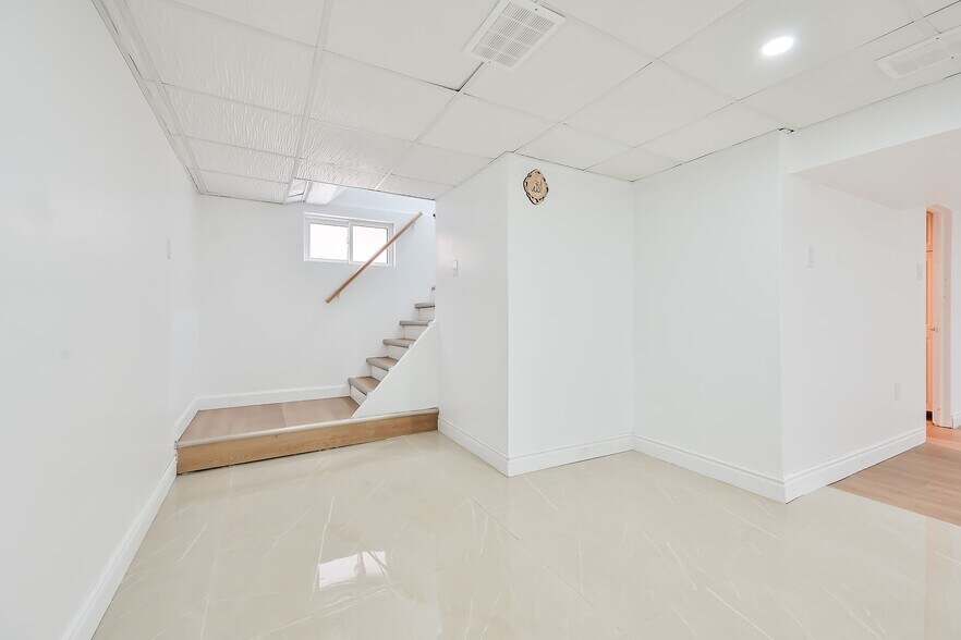 More Photos Of 6540 Twenty Rd, Hamilton Land For Sale