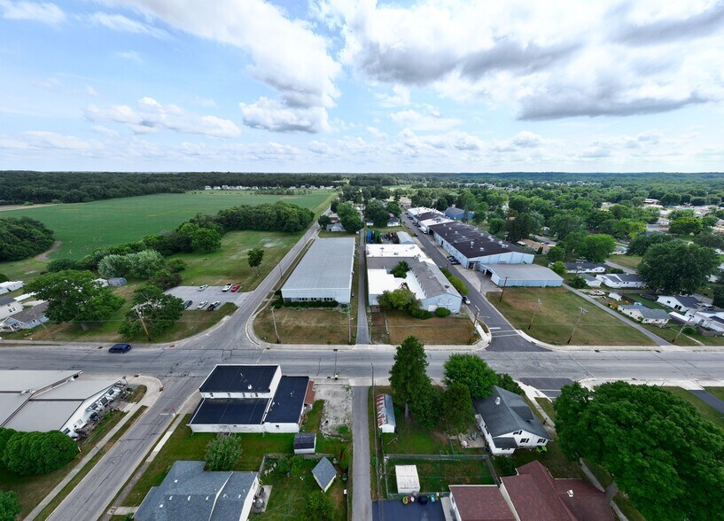 More Photos Of 1345 Henry St, Huntington Manufacturing For Sale