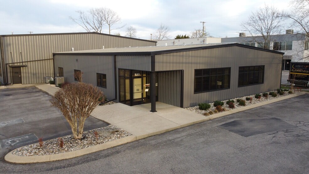 More Photos Of 533 Myatt Dr, Madison Showroom For Sale