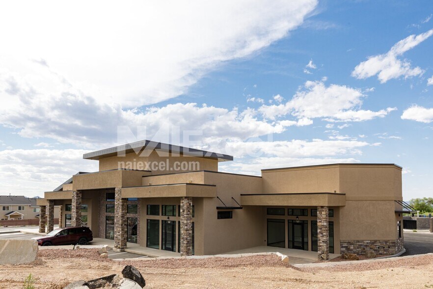 More Photos Of 355 3000 N, Cedar City Storefront Retail Office For Lease