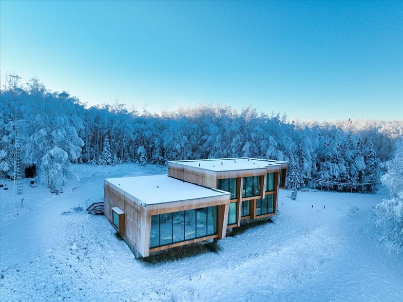 More Photos Of 1110 John Kalinas Rd, Fairbanks Hotel For Sale