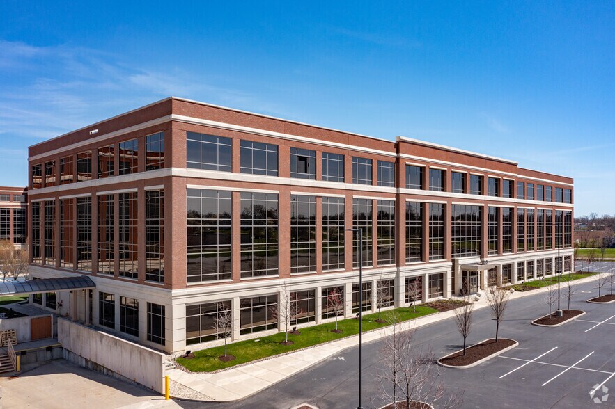 More Photos Of 9987 Carver Rd, Blue Ash Unknown For Lease