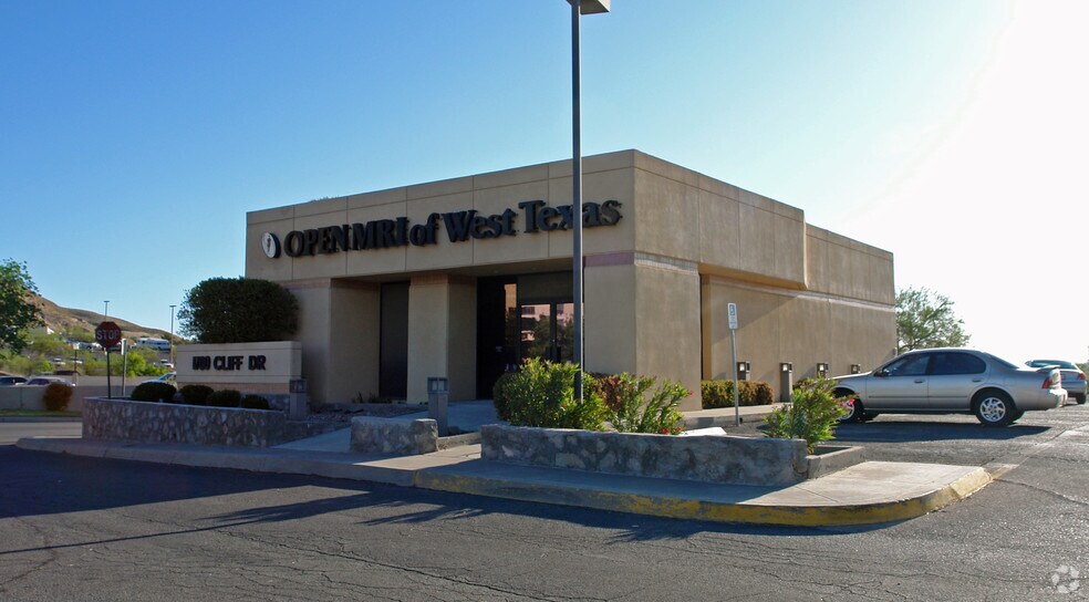 More Photos Of 1700 Cliff Dr, El Paso Medical For Lease