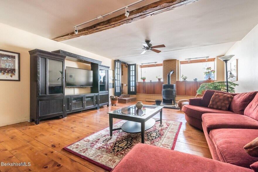 More Photos Of 4 Main St, West Stockbridge Apartments For Sale