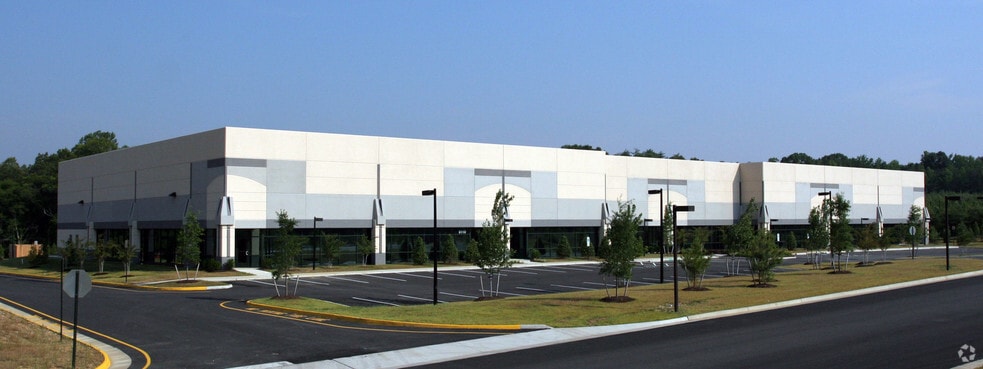 More Photos Of 8110 River Stone Dr, Fredericksburg Warehouse For Lease