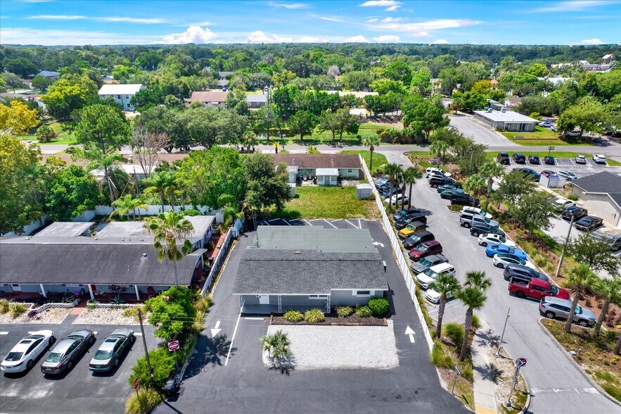 Primary Photo Of 6102 Indiana Ave, New Port Richey Office For Sale