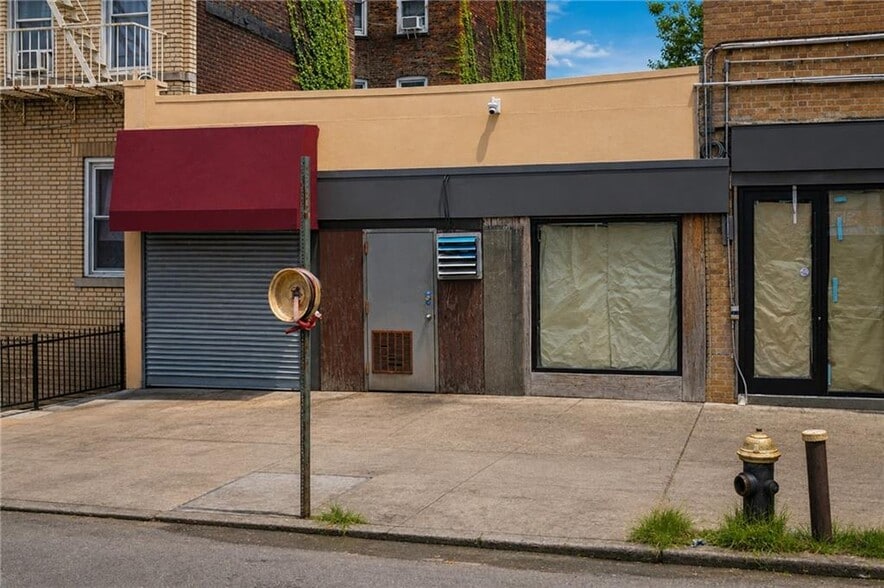 More Photos Of 178 Avenue U, Brooklyn Office For Sale