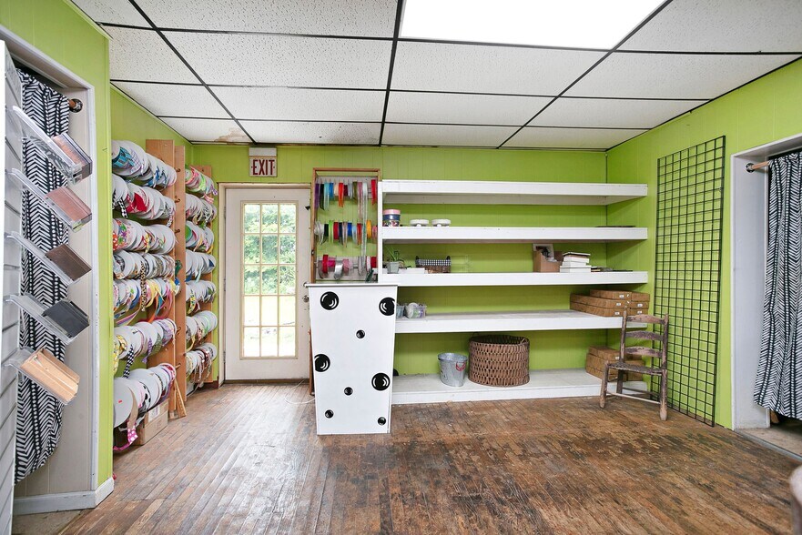 More Photos Of 537 E Main St, Lebanon Freestanding For Sale