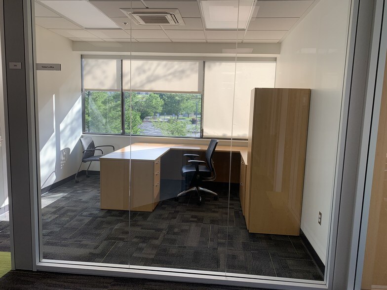More Photos Of 6100 Chevy Chase Dr, Laurel Office For Lease